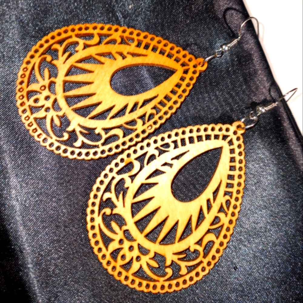 Wooden earrings